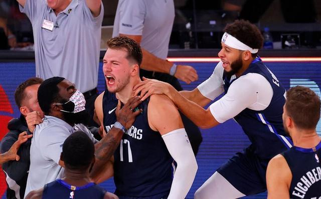  东契奇缺阵独行侠不敌快船遭遇三连败